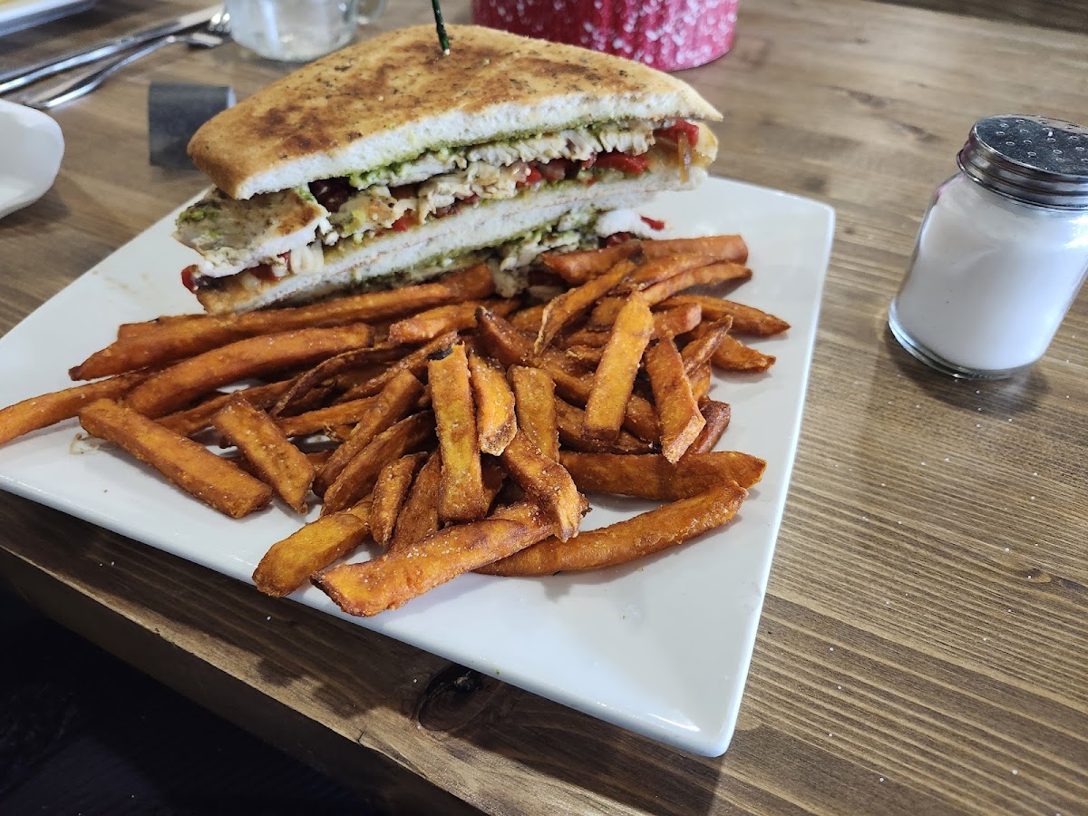 Angie’S Cafe Stockbridge-6